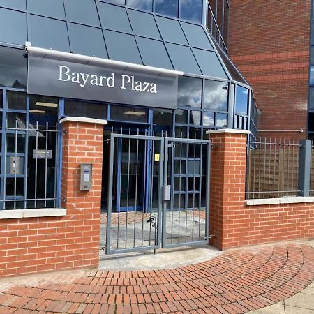 Central Newly Built 2 Bed Duplex Penthouse With Free On-Site Gated Parking, Lift Access, Self Check-In, Super Fast Wifi, Two Cathedral View Terraces & Sleeps 6 Peterborough Luaran gambar
